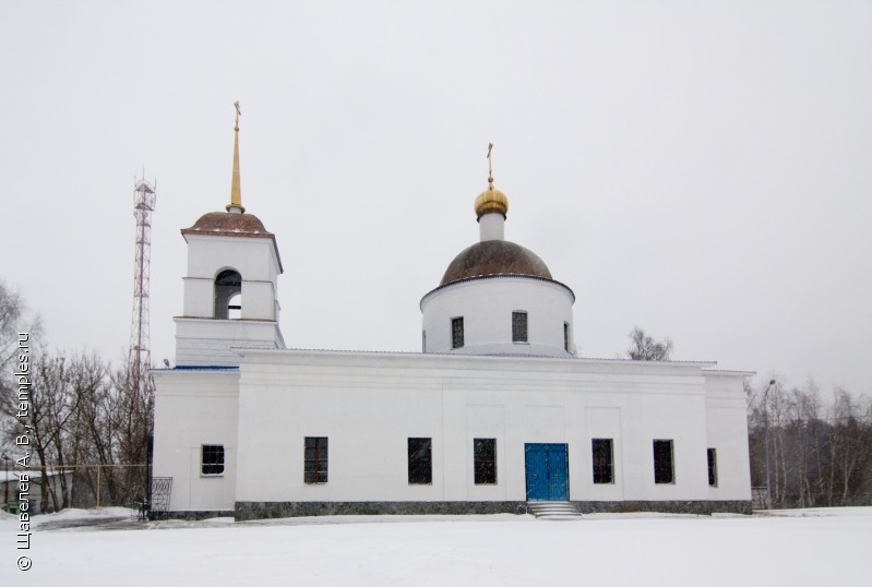 Файл:2 Церковь Рождества Пресвятой Богородицы в Зюзино.jpg